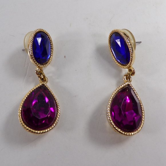 Fashion Jewelry Earrings Lot - 5 Pairs, 2 Single: Gold Tone Swirl, Hoop, Costume - Picture 6 of 11